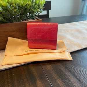 Authentic Louis Vuitton “Elise” wallet